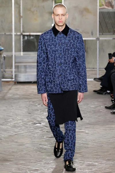 Look 26